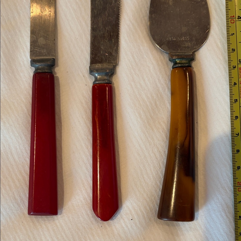 Vintage Bakelite Handle Cutlery Lot - 3 Pieces Red Brown Stainless - Picture 11 of 12